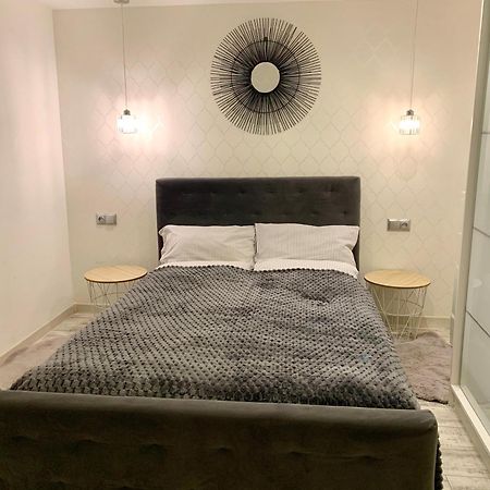 Uroczy Apartament Z Patio Στσέτσιν Εξωτερικό φωτογραφία