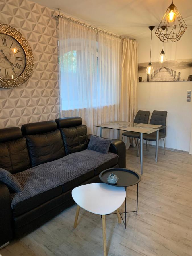 Uroczy Apartament Z Patio Στσέτσιν Εξωτερικό φωτογραφία