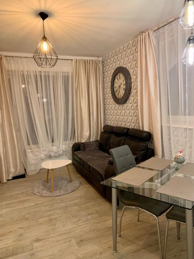 Uroczy Apartament Z Patio Στσέτσιν Εξωτερικό φωτογραφία